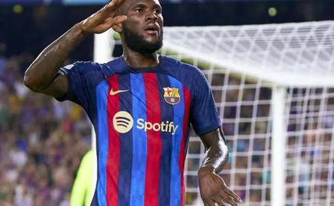 Franck Kessie Senang Bisa Bermain untuk Barcelona