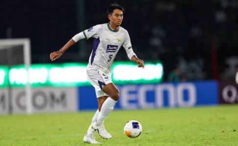 Kakang dan Robi Kembali Latihan di Persib Usai Bela Timnas