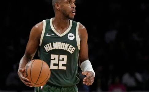 Khris Middleton Dinyatakan Pulih Secara Medis