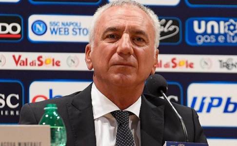 Mantan Direktur Napoli Sebut Periode Bursa Transfer Harus Dipangkas