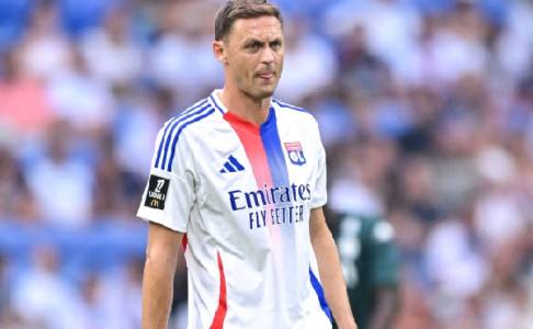 Nemanja Matic Bantah Rumor Penjualan Massal Pemain di Lyon